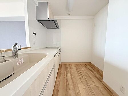生活スタイルやご希望に合ったキッチンかどうか、ぜひ現地にてお確かめください。