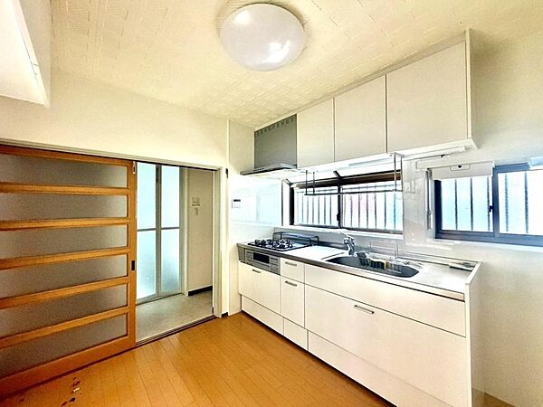 キッチンを拡大表示
