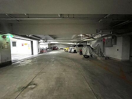 駐車場はマンション敷地内にございます。※最新の空き状況等、詳細につきましてはお問い合わせください。