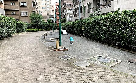 新宿公園まで約290m