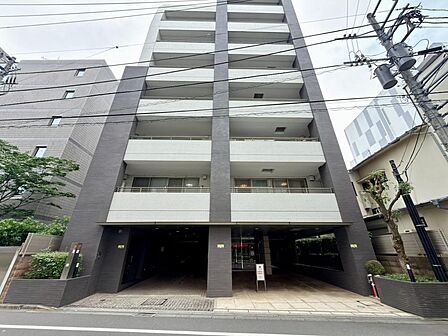 幅広い世代の方が暮らしやすい、豊かな自然とほどよい利便を享受する住環境です。