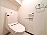 トイレ：清潔感があるトイレです。仕様の詳細など、気になることはお気軽にお尋ねください。