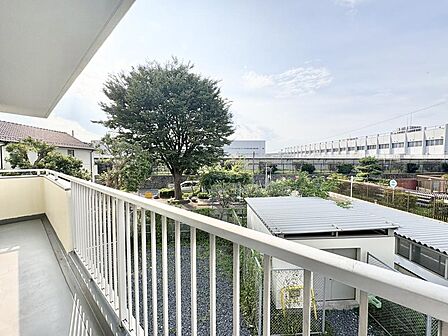 日当たりや眺望など、実際にご体感いただけます。ご希望の際は、お気軽にお問い合わせください。