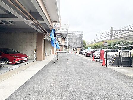 駐車場はマンション敷地内にございます。※最新の空き状況等、詳細につきましてはお問い合わせください。