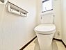 トイレ：清潔感があるトイレです。仕様の詳細など、気になることはお気軽にお尋ねください。
