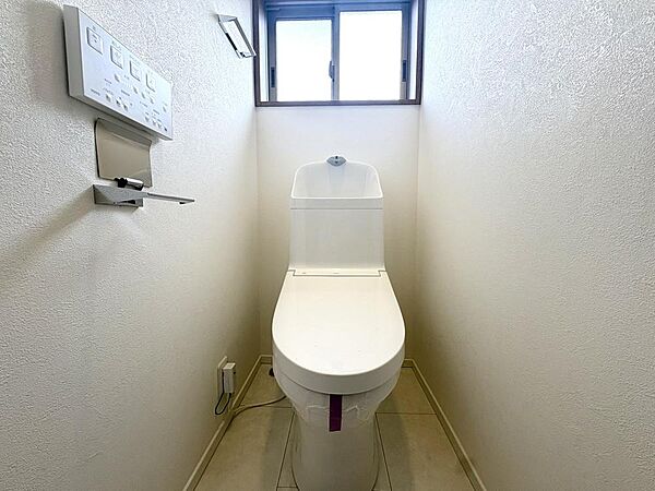 トイレを拡大表示