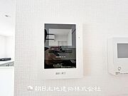 TVモニター付きインターホンは訪問者のお顔を確認出来安心な機能です！