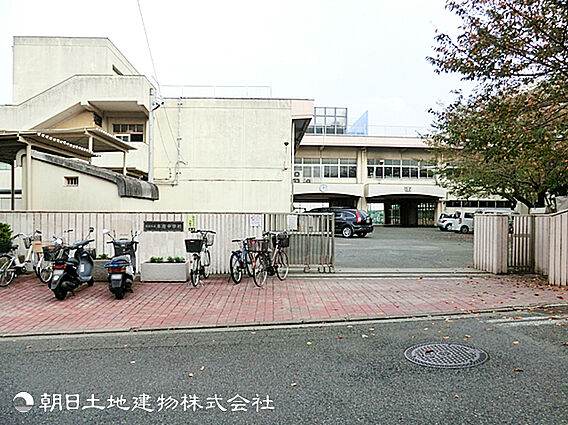 横浜市立本宿中...
