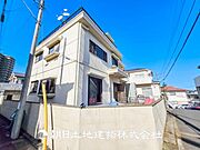 【外観写真】リフォーム中につき内装工事の様子も確認できます。