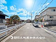 【外観写真】デザインされた空間と競い合うかのような充実した建物となっております。