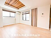 【リビング】何気なく過ぎる時でさえも上質なひと時となる快適な空間を目指しております。