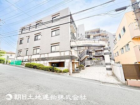 【外観写真】表現された空間はたくさんの光を浴び、風を感じ、暮らしの時間を豊かにしてくれます。