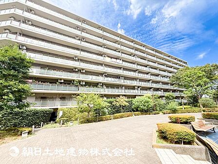 【外観写真】表現された空間はたくさんの光を浴び、風を感じ、暮らしの時間を豊かにしてくれます。