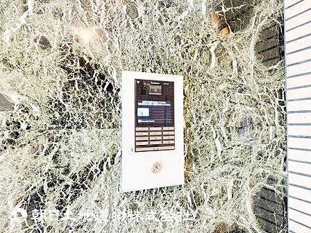 【オートロック】防犯上安心なオートロック機能!カメラ機能付きなので訪問者の確認もできます。