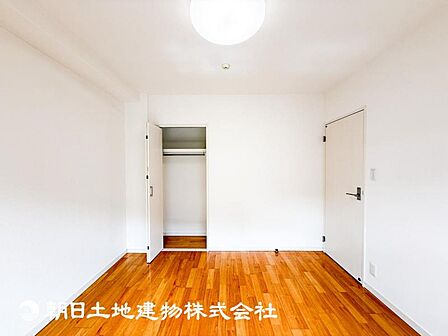 【居室】人間の感性を育むプライベートルームはシンプルが1番だと思います。
