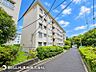 外観：大切な人とともに、心穏やかに過ごすひとときになるリビング。