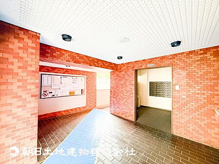 一人で過ごす空間は音楽を聴いたり読書をしたりと趣味を楽しめる空間です。