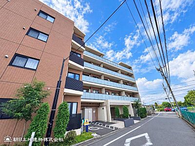 外観:【外観写真】表現された空間はたくさんの光を浴び、風を感じ、暮らしの時間を豊かにしてくれます。 外観:【外観写真】表現された空間はたくさんの光を浴び、風を感じ、暮らしの時間を豊かにしてくれます。