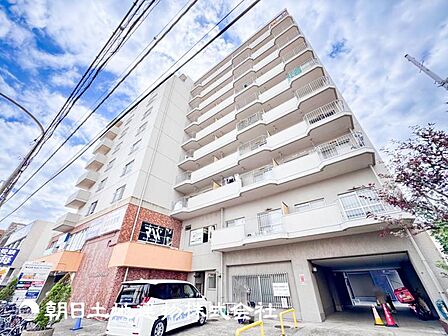 快適な日常を支える機能性と強さがひとつになった自慢のキッチンです。