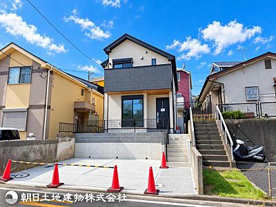 外観:【外観写真】表現された空間はたくさんの光を浴び、風を感じ、暮らしの時間を豊かにしてくれます。 外観:【外観写真】表現された空間はたくさんの光を浴び、風を感じ、暮らしの時間を豊かにしてくれます。
