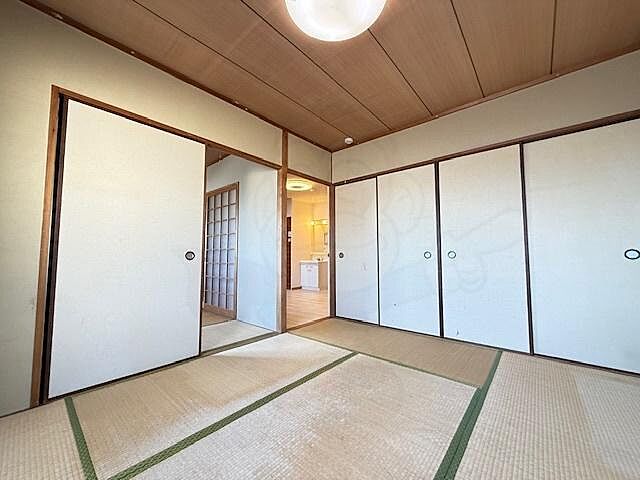 寝室