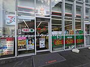 セブンイレブン恵比寿アメリカ橋店 徒歩5分。 340m