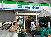 ファミリーマート上目黒二丁目店 徒歩9分。 720m