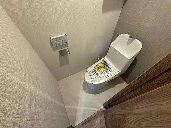 トイレを拡大表示