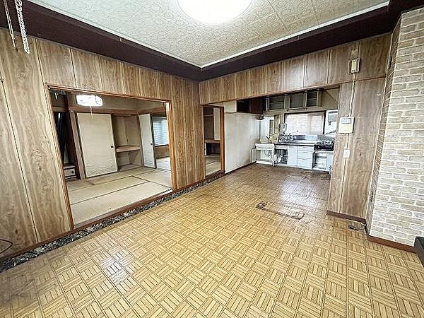 室内を拡大表示