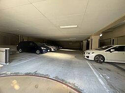 4 / 8