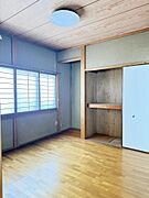 2階洋室5帖です。