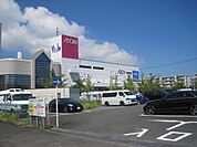 駅徒歩１５分、並木のイオンとダイソー出店のヴィアレ