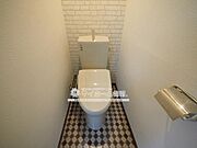 ウォシュレット機能付きのトイレ
