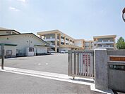 佐賀市立北川副小学校(690m)