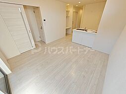 アイネブリュ 1階2LDKのリビング/ダイニング