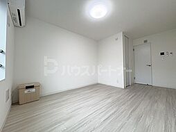 MQuarto堀切菖蒲園 206 2階1Kのリビング/ダイニング