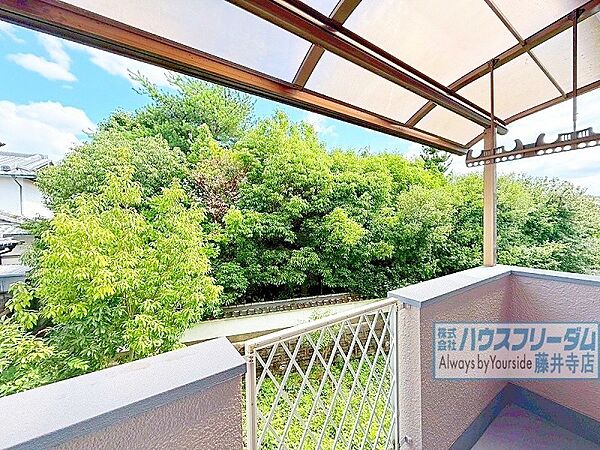 バルコニーを拡大表示