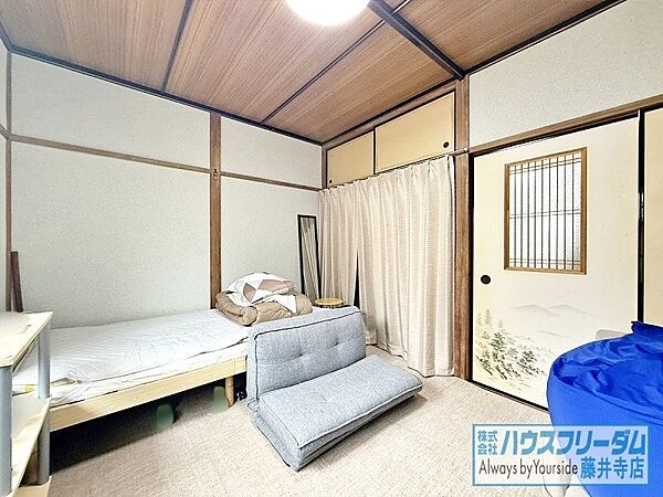 寝室
