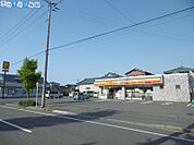 デイリーヤマザキ新潟太平店 565m