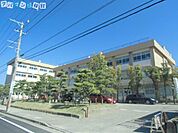 新潟市立上山中学校 486m