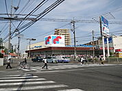 万代 高槻富田丘店（949m）
