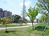 周辺：公園「桃井原っぱ広場まで760m」