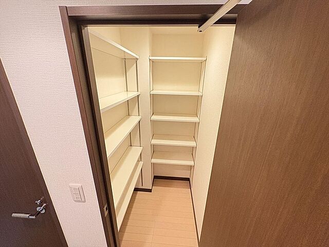 収納