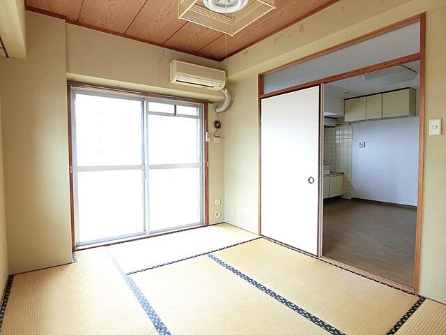 寝室