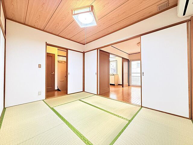寝室