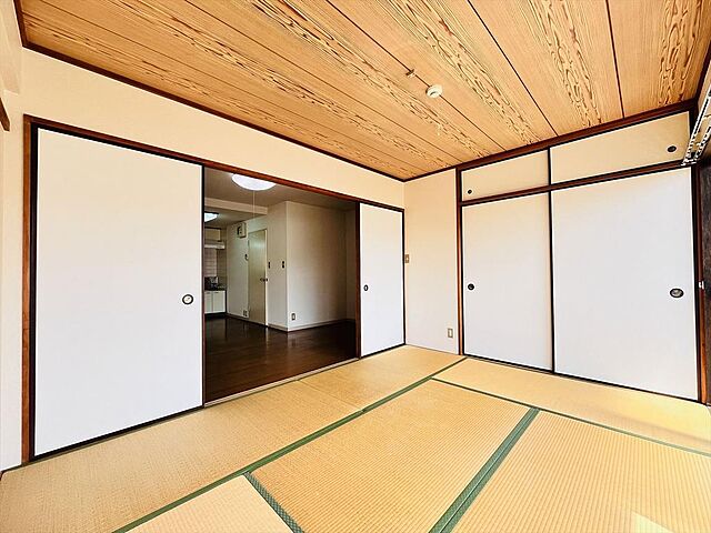 寝室
