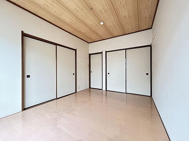 寝室