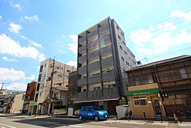 京都府京都市南区西九条藤ノ木町62番1号（賃貸マンション1K・6階・21.56㎡） その1