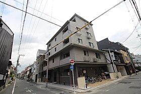 京都府京都市中京区松屋町49番（賃貸マンション1LDK・1階・40.22㎡） その1