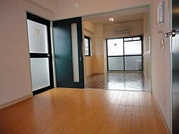 スカイロード太秦 6階2Kのリビング/ダイニング